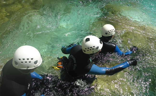 Canyoning swimming