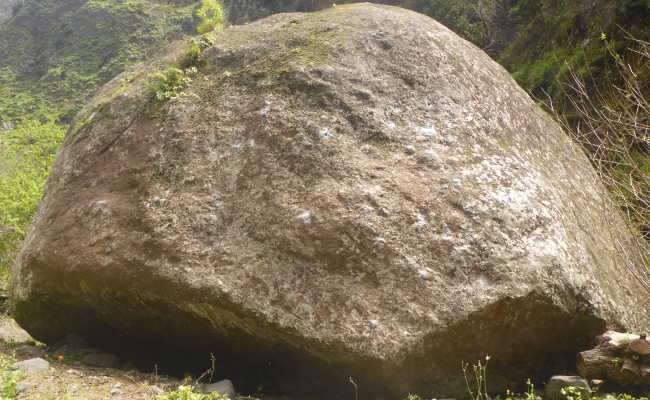 Felsblock Ribeira Cidrao