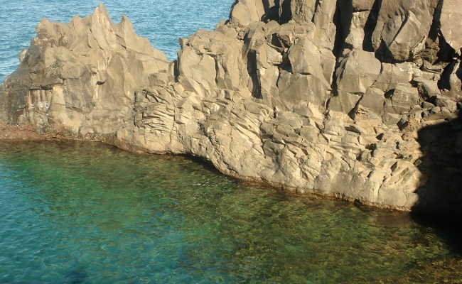Bouldering Seixal sea water swimming pool