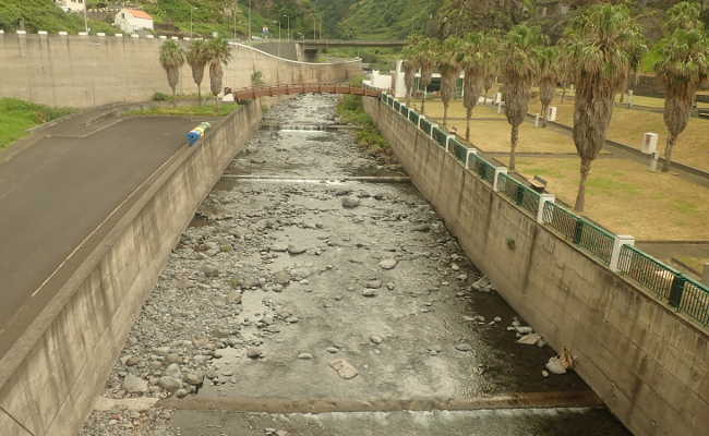 Ribeira de Janela