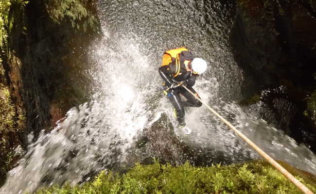 Für Experten und Pro Canyoning für Experten und Pro