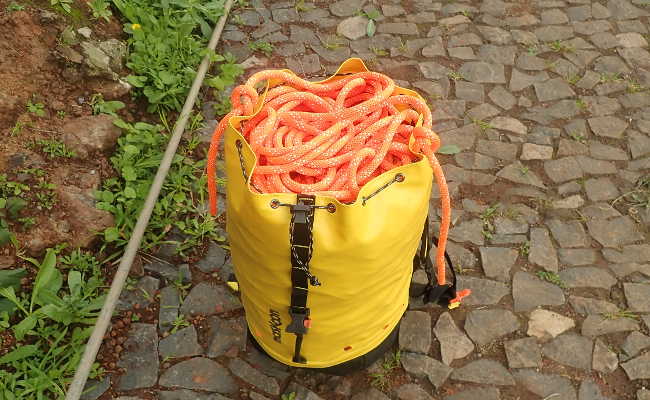 Fertig gepackter Rucksack Gepackter Rucksack