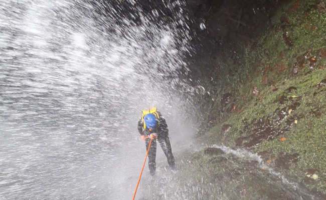 Abseilen im Ribeiro Bonito in Madeira