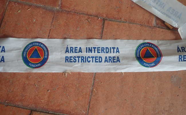 Restricted Area Restricted Area Schwimmbad