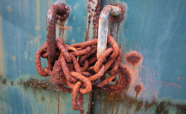 Kette an einem Container in Madeira