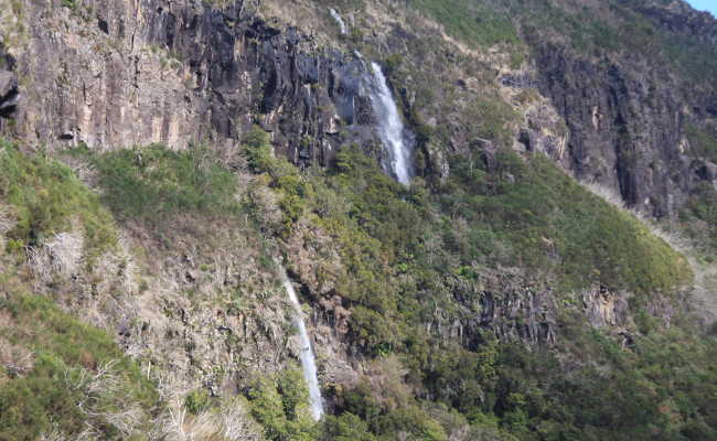 Wasserfall Lombo do Mouro