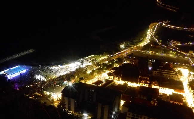Luftaufnahme des Ortes Luftaufnahme Ribeira Brava