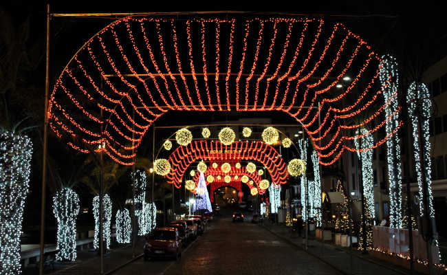 Weihnachtsbeleuchtung in Ponta do Sol