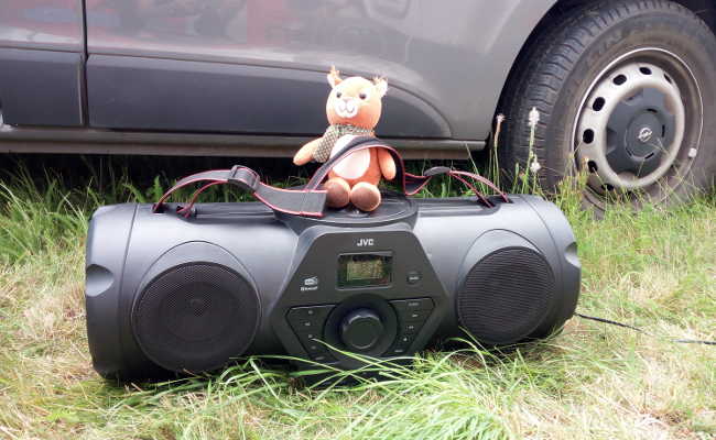 Musik mit dem Ghettoblaster Musik: Ghettoblaster